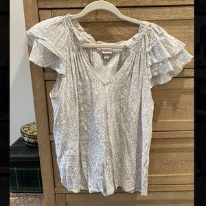 White and light grey leopard print v neck short sleeve blouse